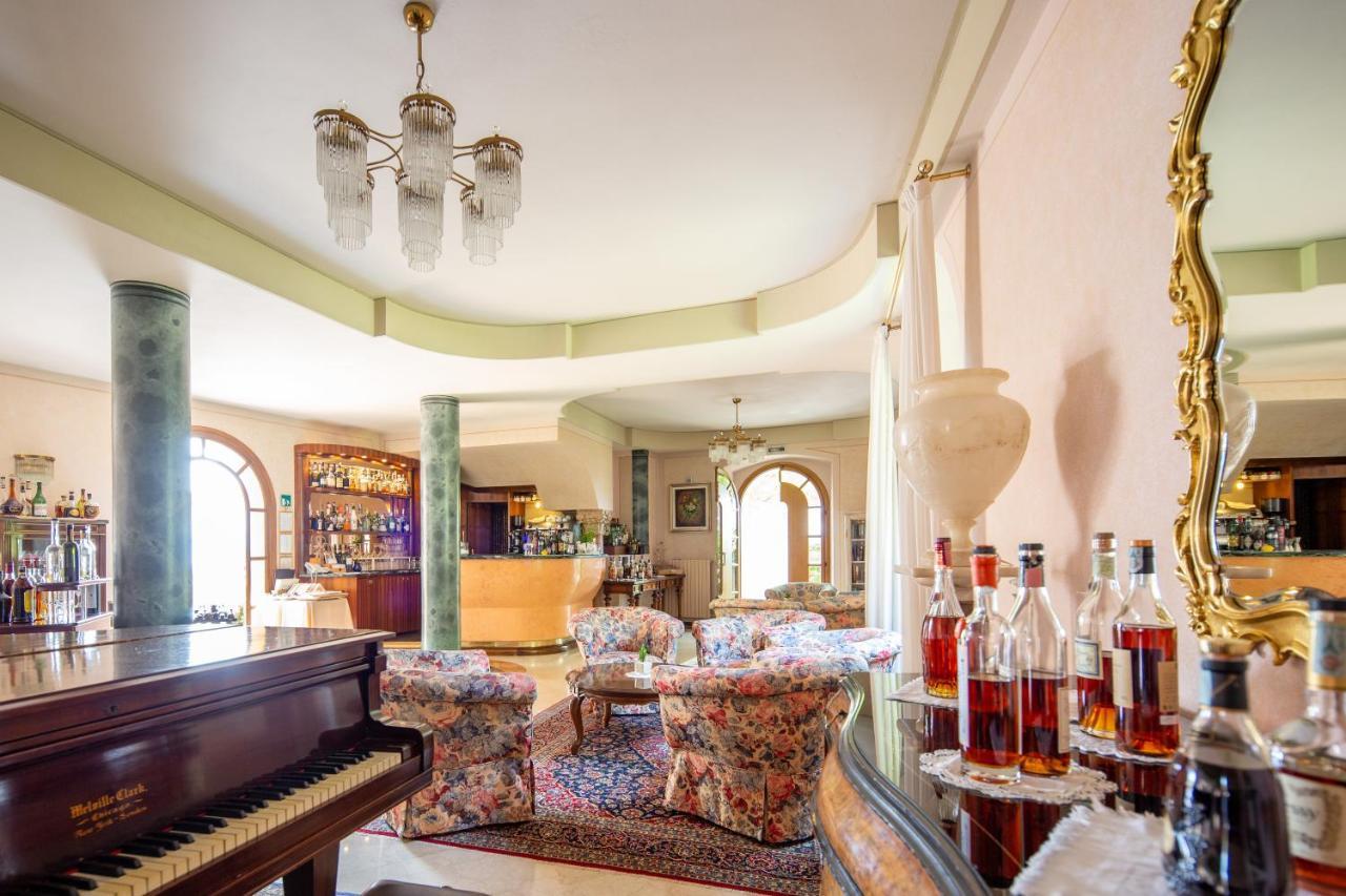 Hotel Villa Del Sogno Gardone Riviera Luaran gambar